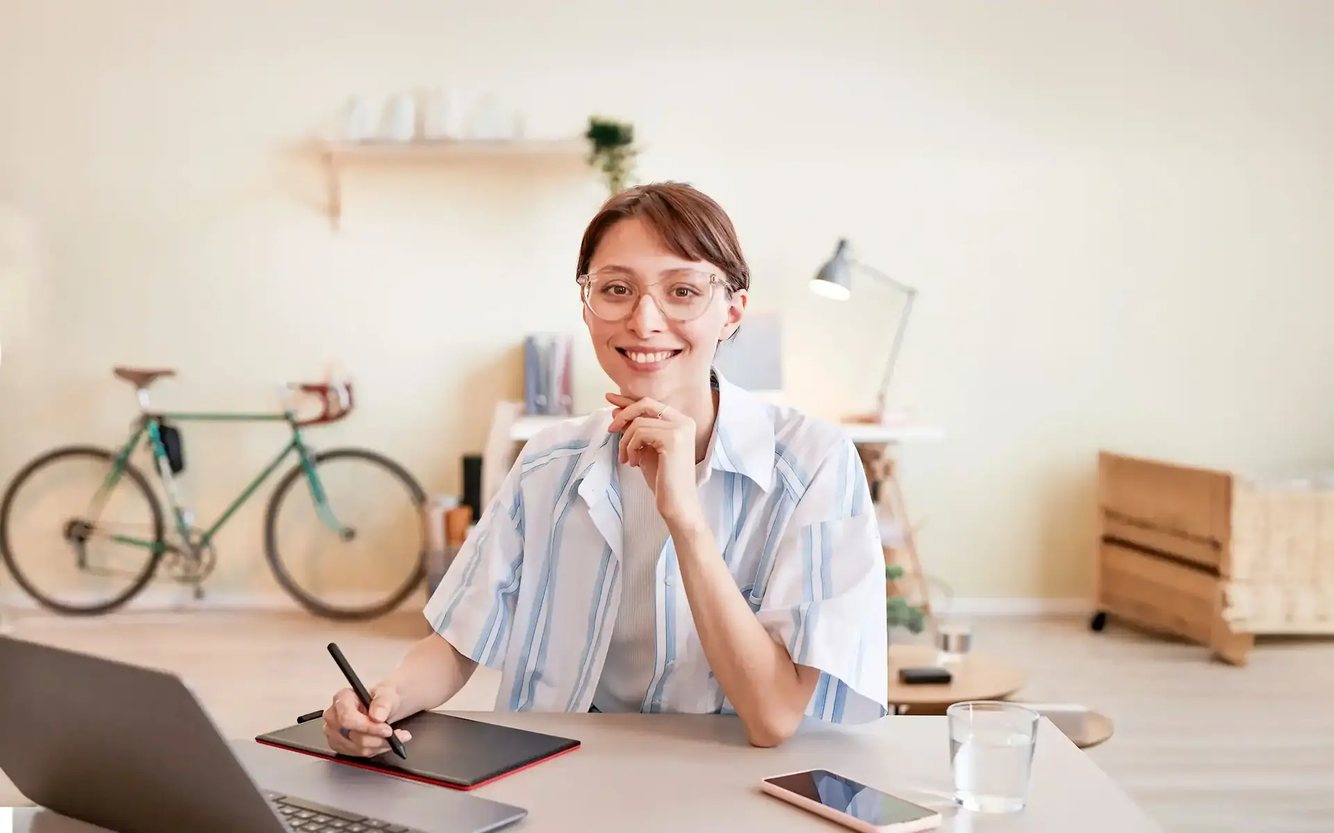 أخصائي تصميم واجهة وتجربة المستخدم