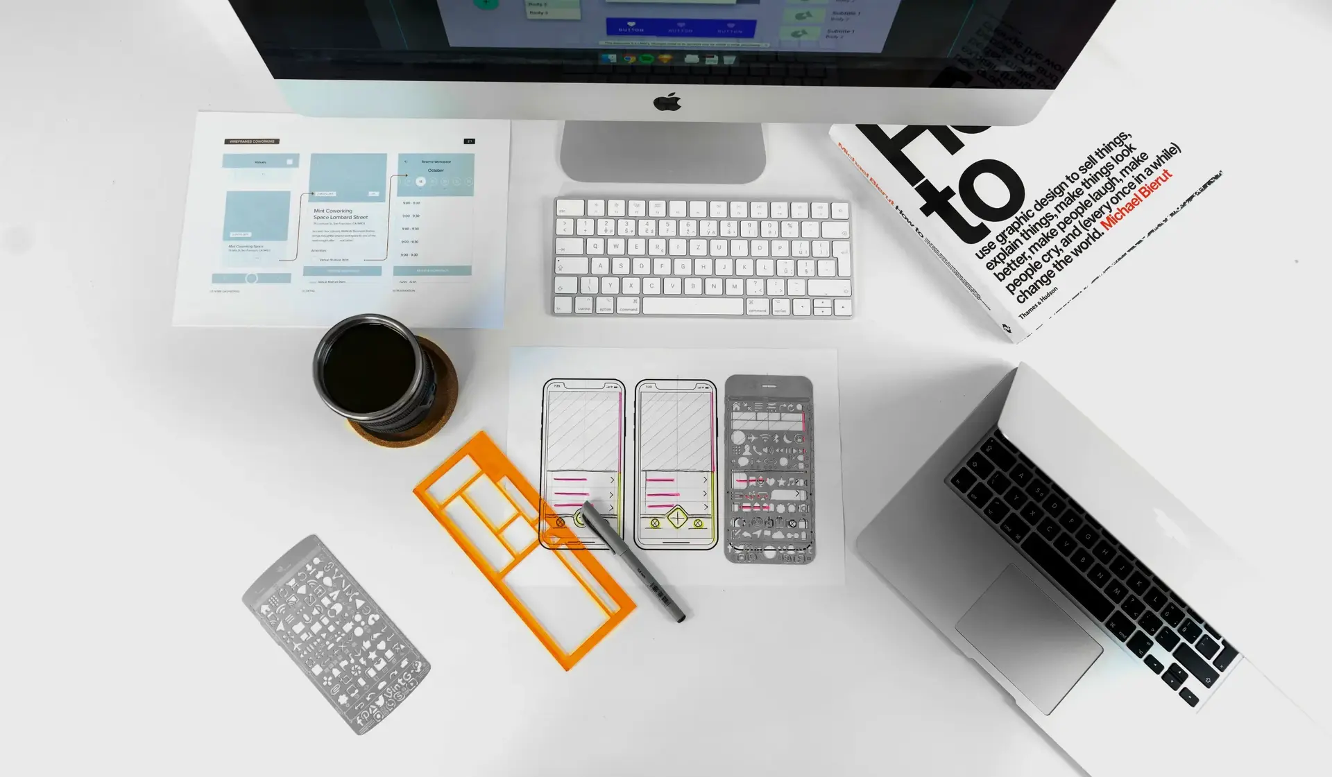 أخصائي تصميم تجربة المستخدم لمنصات الويب